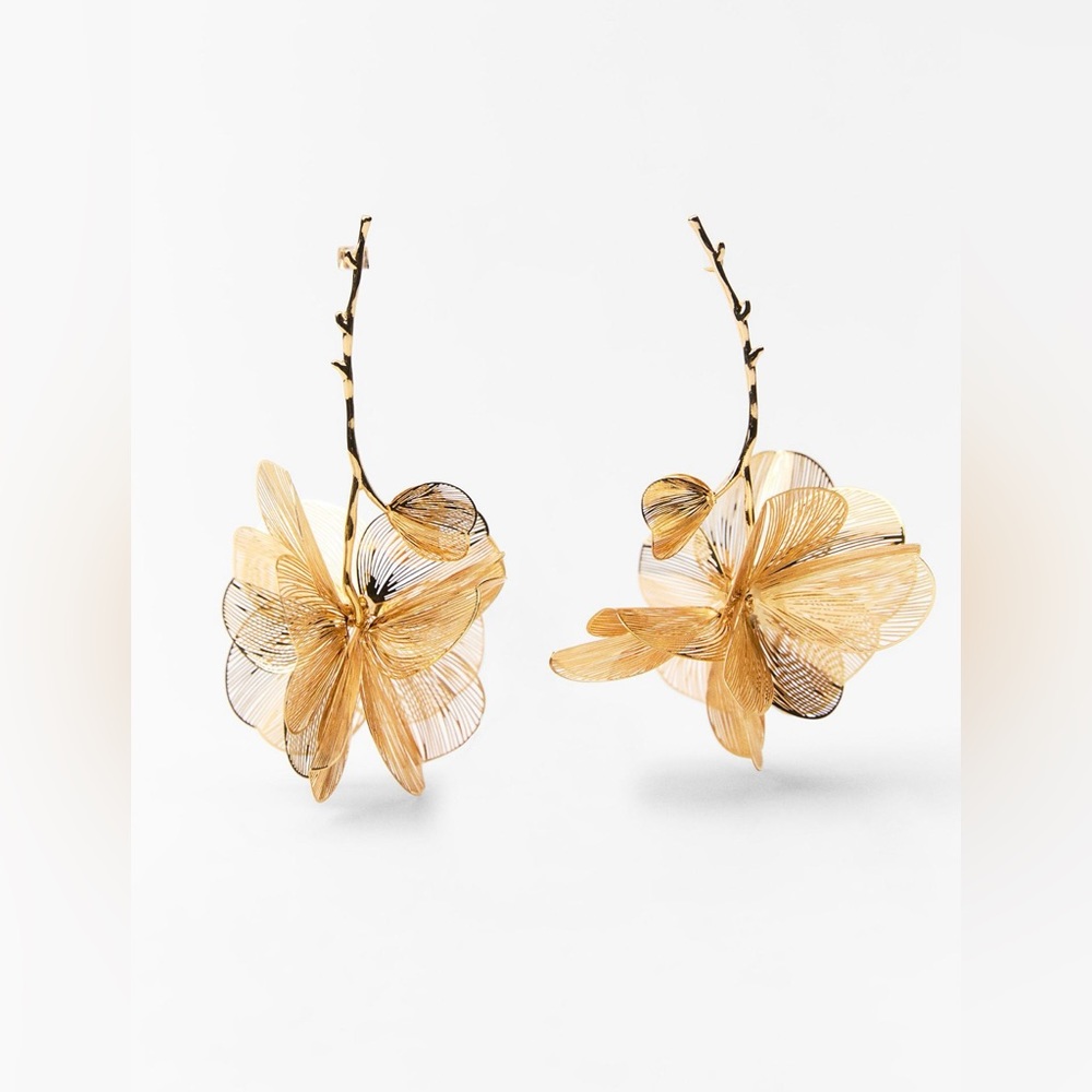 Zara flower Earring